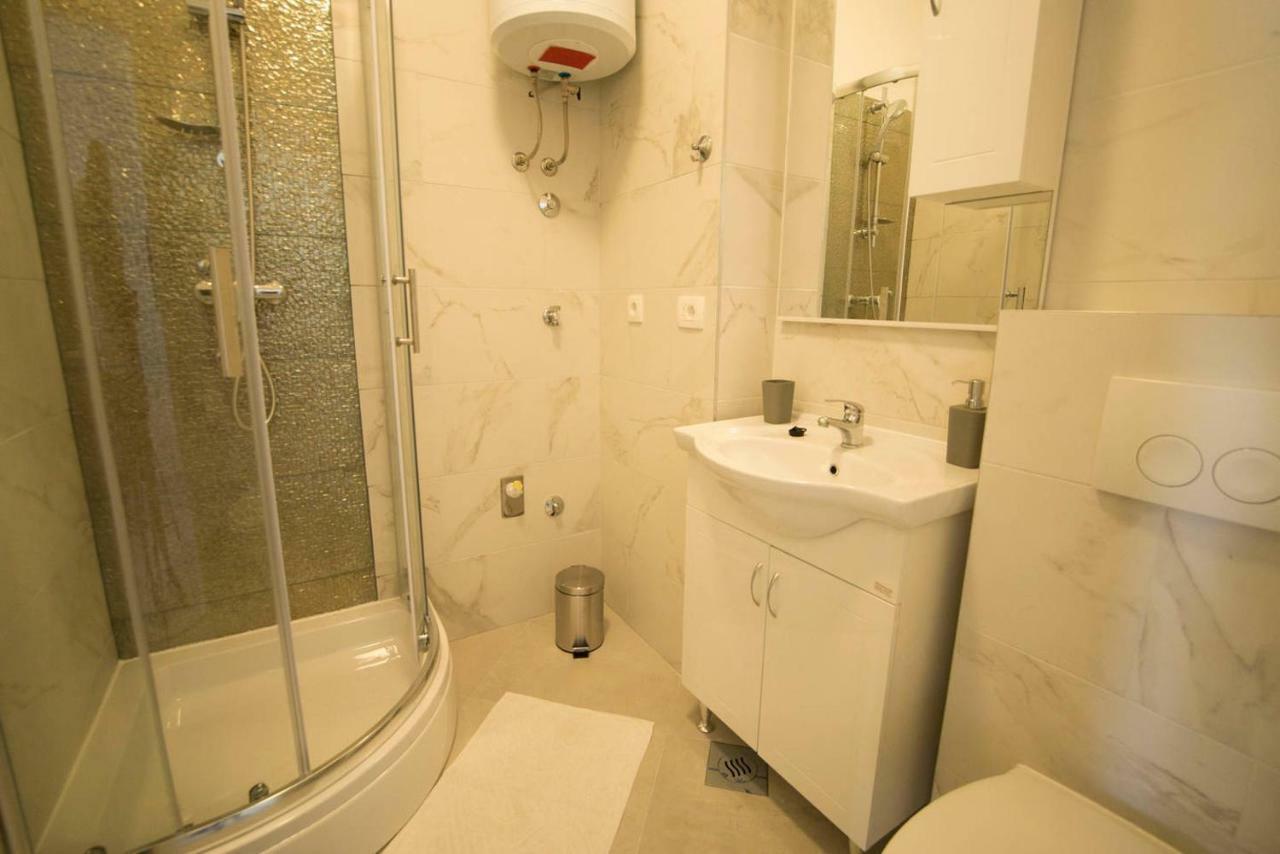 Apartman Neyra 3 Сплит Екстериор снимка